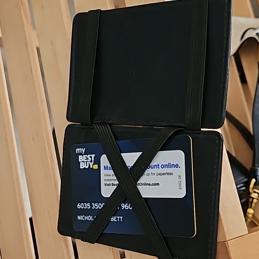 Magic Wallet Card Case - Picture 4 of 4